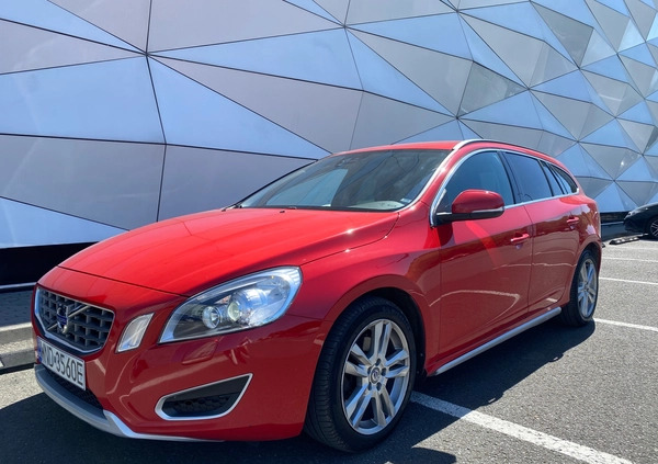 Volvo V60 cena 33900 przebieg: 290000, rok produkcji 2012 z Warszawa małe 137